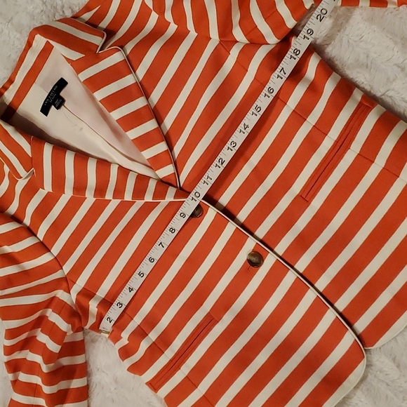NWOT Ann Taylor blazer - Picture 3 of 7
